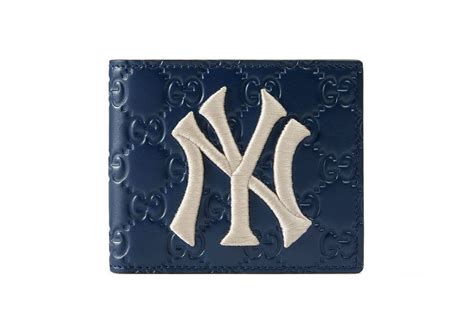 ny Yankees Gucci collaboration